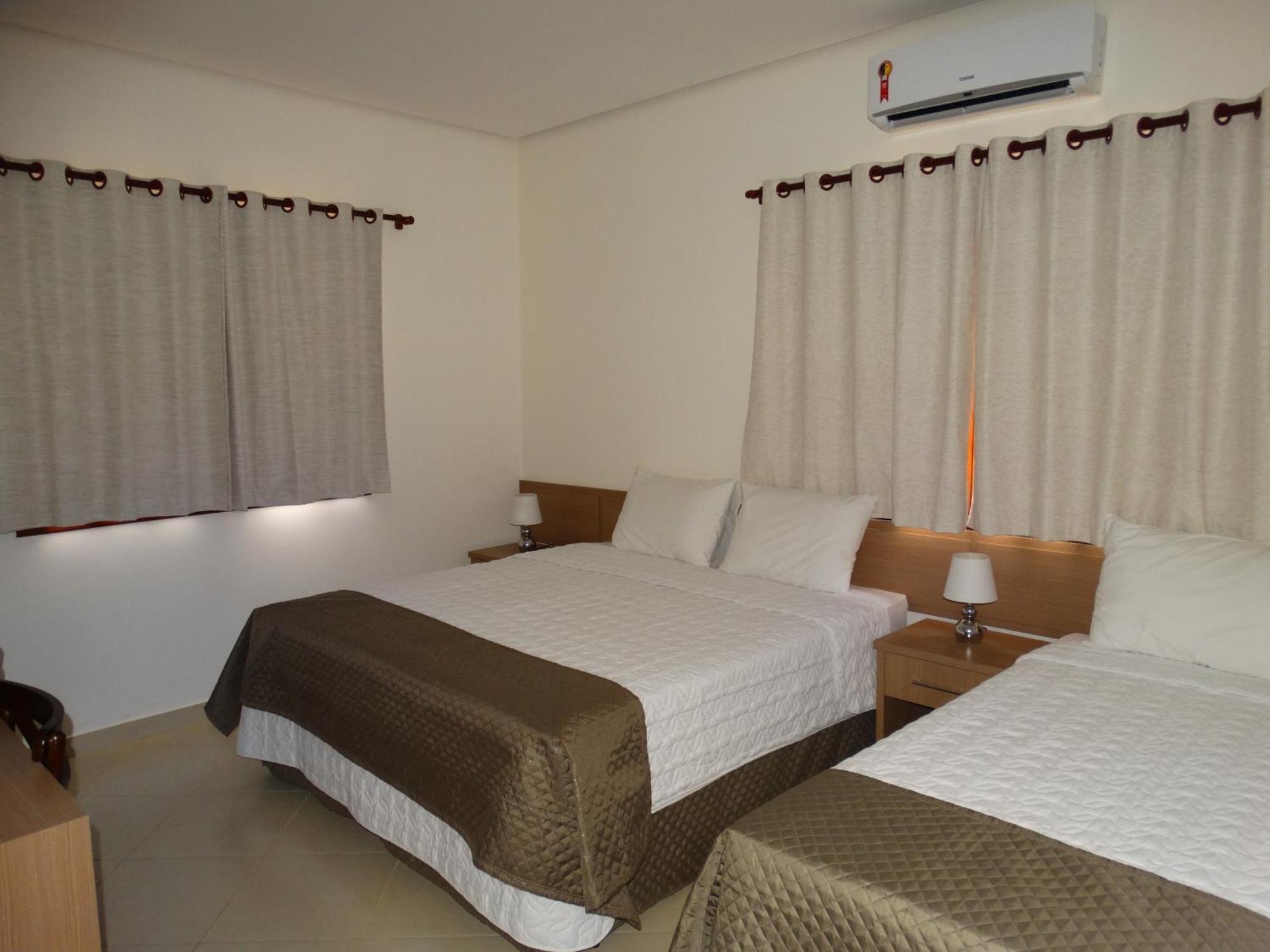 סלינס Hotel E Restaurante Sabor De Minas חדר תמונה
