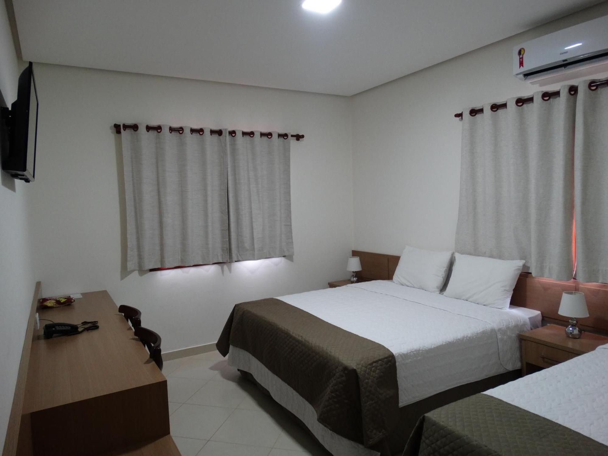 סלינס Hotel E Restaurante Sabor De Minas חדר תמונה