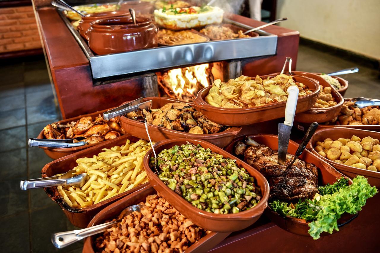 סלינס Hotel E Restaurante Sabor De Minas מראה חיצוני תמונה