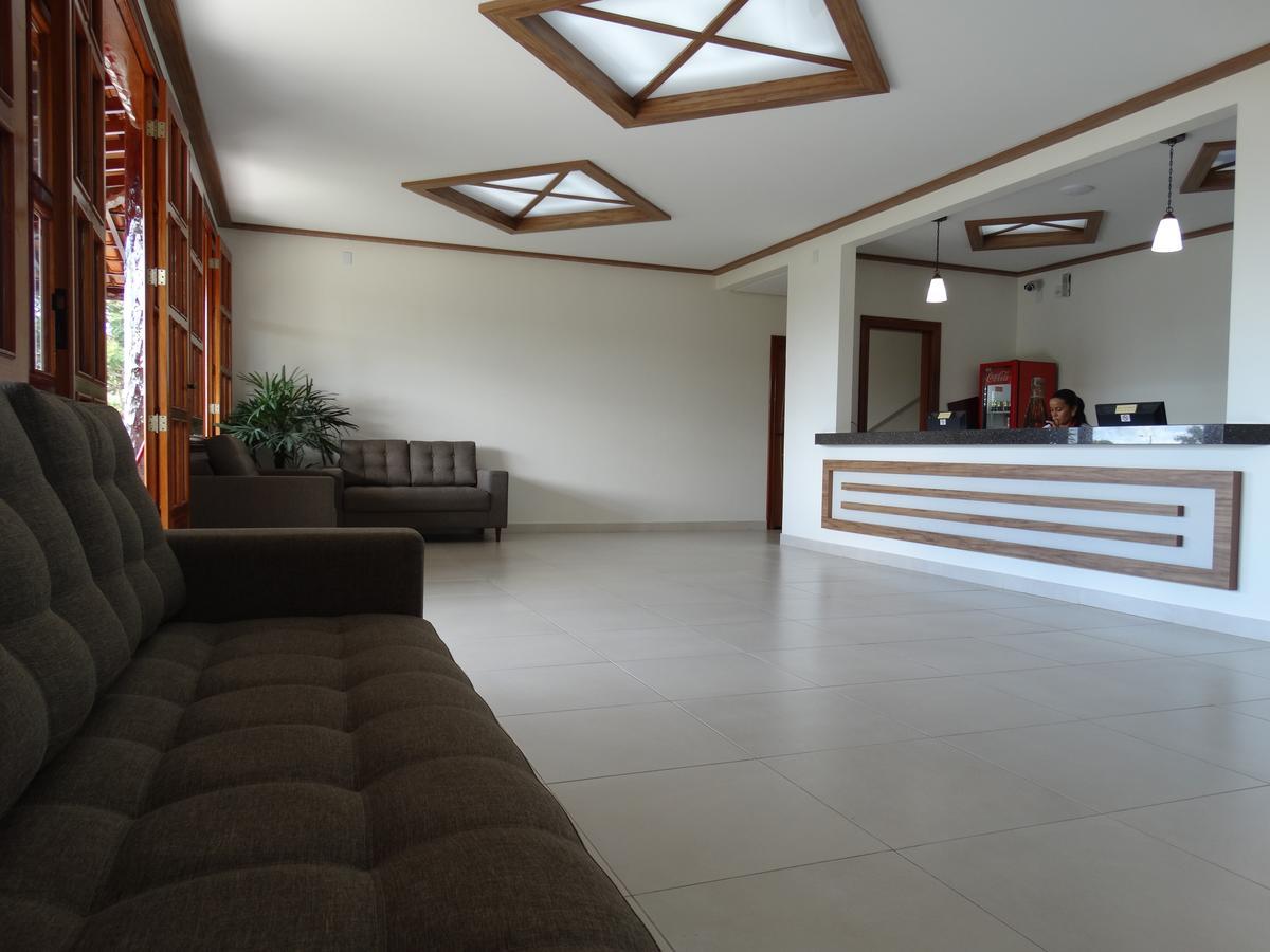 סלינס Hotel E Restaurante Sabor De Minas מראה חיצוני תמונה