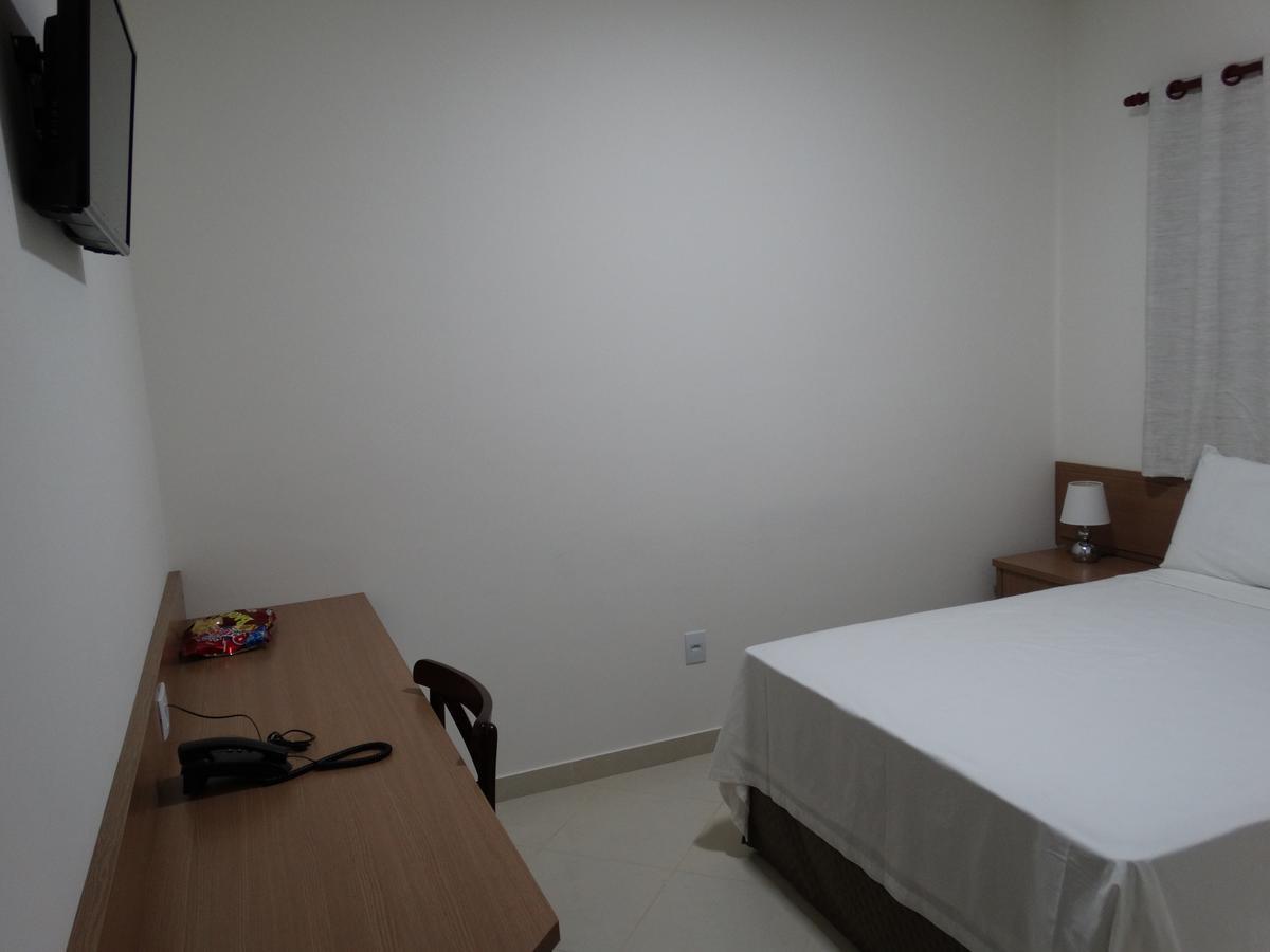 סלינס Hotel E Restaurante Sabor De Minas חדר תמונה